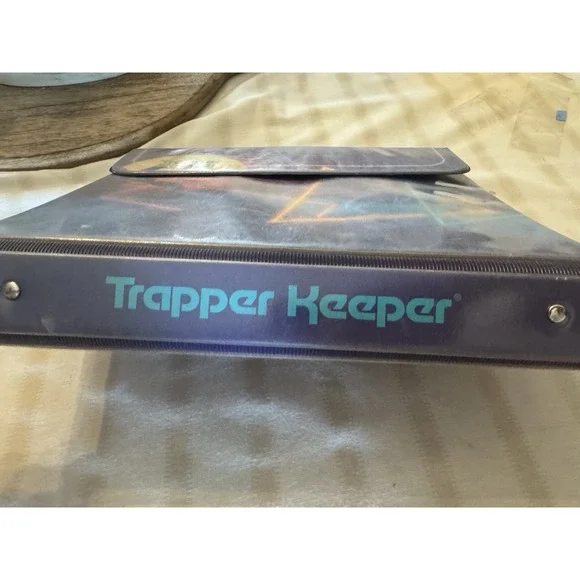 Vintage Mead Trapper Keeper Retro 1.5" 3 Ring Binder 80s 90s Retro Dolphin Glow - Picture 6 of 6